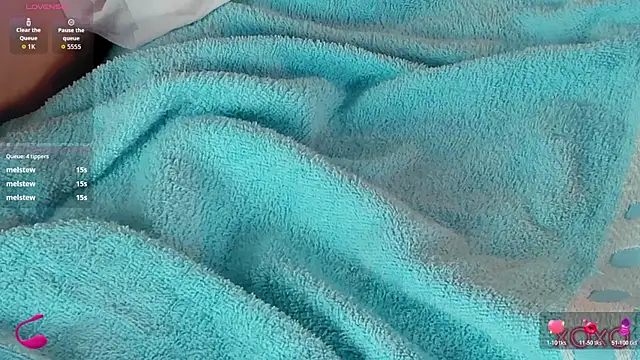 Miia_Deluxe webcam