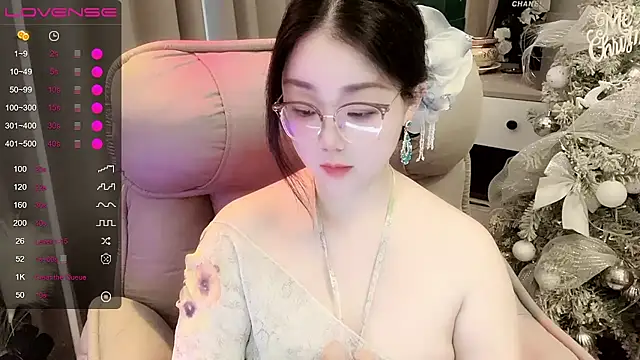 Monica-666888- webcam