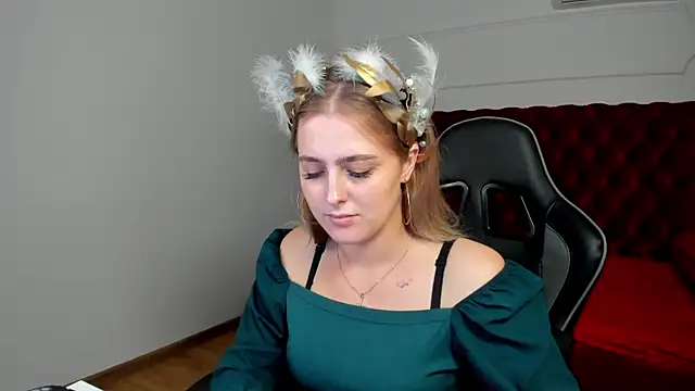 EllaBells webcam