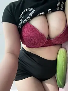 Lucy_k2 webcam