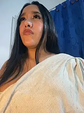 mis-violetha webcam