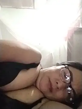 Naaya8109 webcam