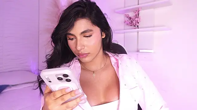 IsabelleFoxx_ live sex cam