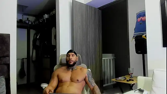 Andrew_Johnnson webcam