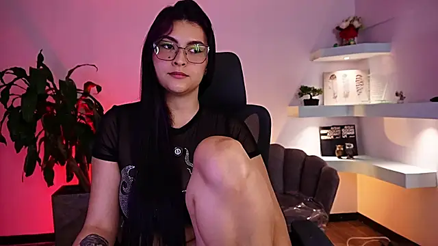 TifanyWhite_ webcam