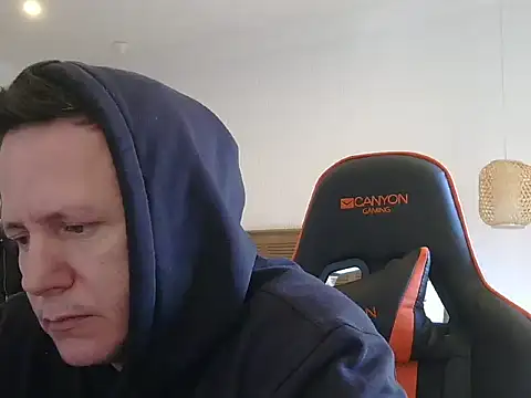 TroyDieselXXX webcam