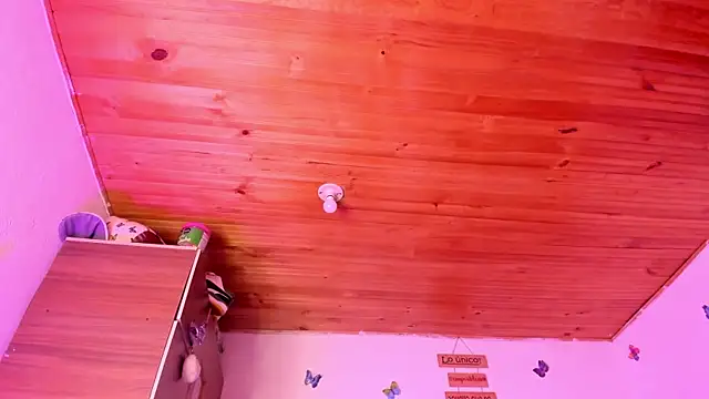 Lia_Roses3x webcam
