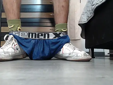 thomass1018 webcam