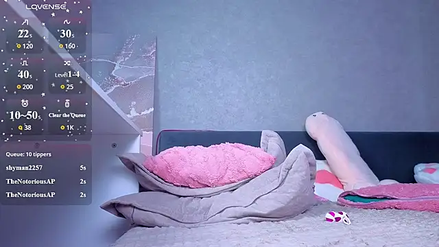LilyIrons webcam