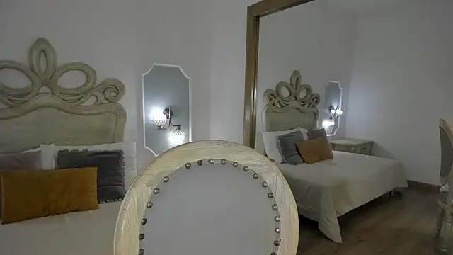 hade_miller webcam
