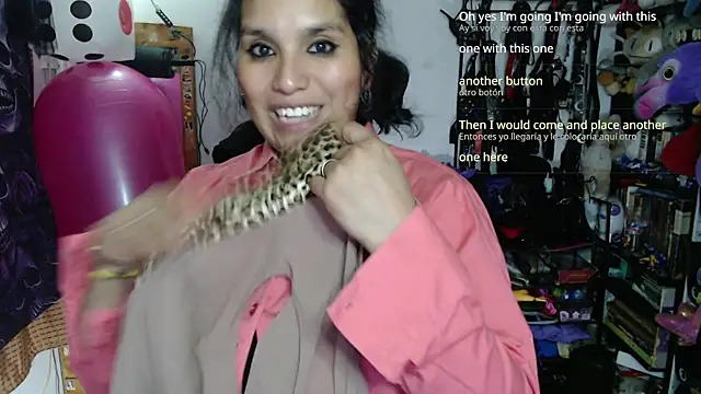 kureiji_hentaii webcam
