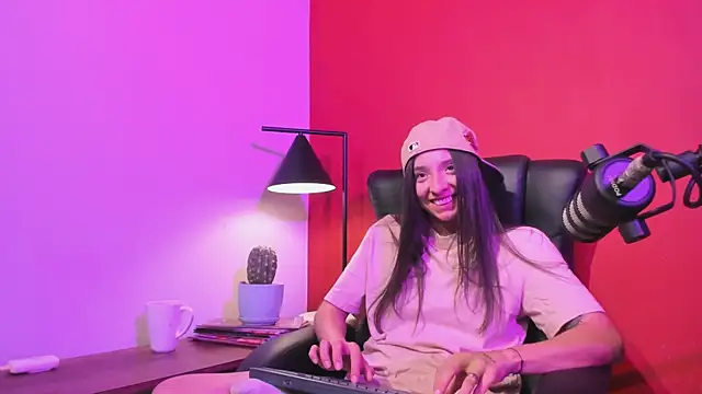 victoria_zaenzz webcam