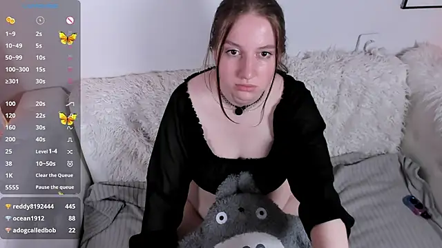 Pokój czatu na żywo – Elisabeth_Binder