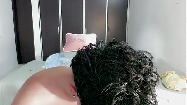 2c_Bby Live Web Cam Show