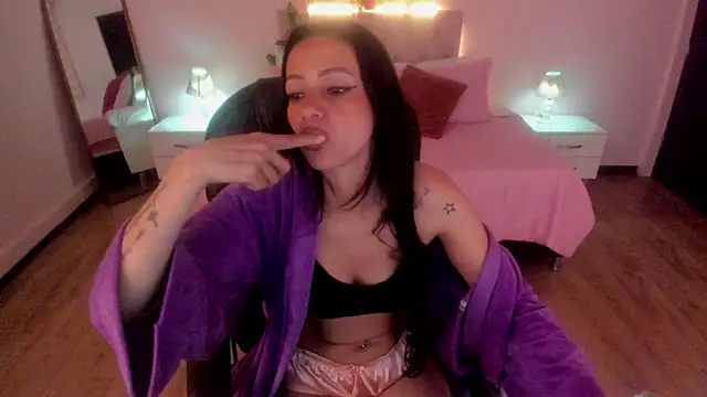 Mariam_Lopez__ webcam