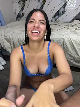 roman_and_jessie webcam