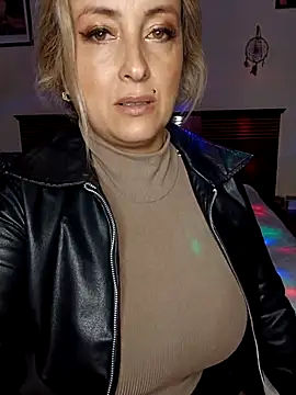 DesireSatler webcam