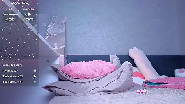 LilyIrons webcam