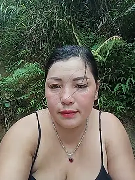 sary-hot2x webcam