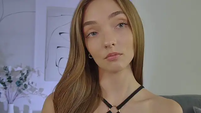 MilaVoss webcam