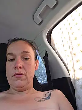 adelinegirly webcam