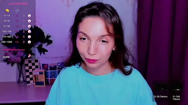 KindHazelHere_ webcam