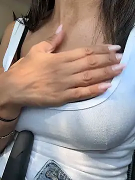Penelopehot_83