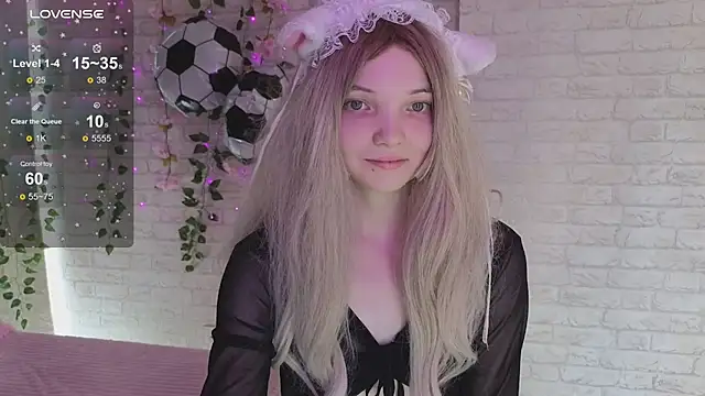 AnimeAlica18 webcam