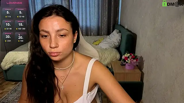 Tanita_Moon_007 webcam