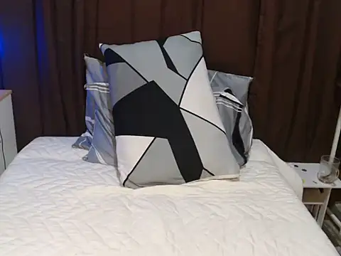 cumwhat_me webcam