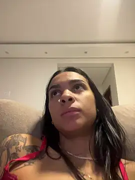 kalica02 live cam on StripChat