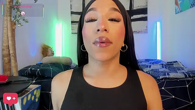 Naughty_Blue webcam