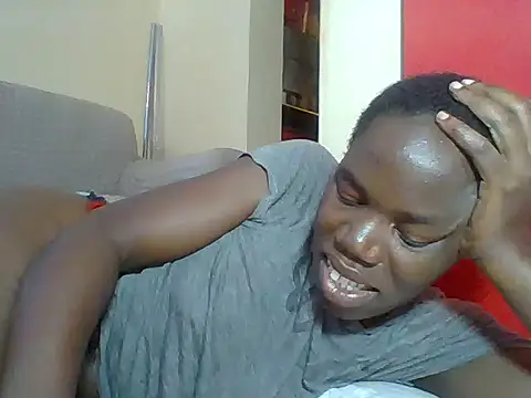 Blacksexyqueen24 webcam