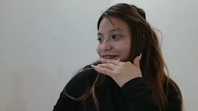 3littles live cam on StripChat