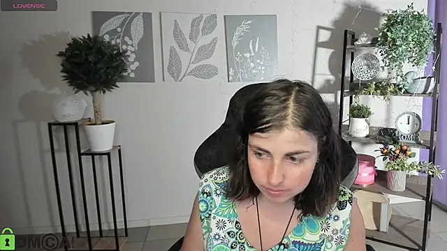 MartaEdams webcam