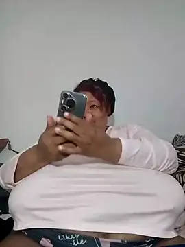 nancy111 webcam