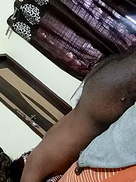 Chocolate_stud10 webcam