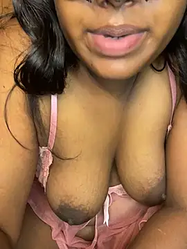 Nethmi156 webcam