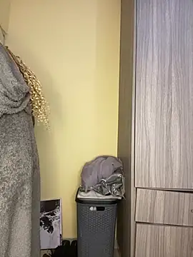 Ebony_Warlock_ webcam