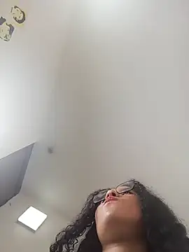 roxy_domnin webcam