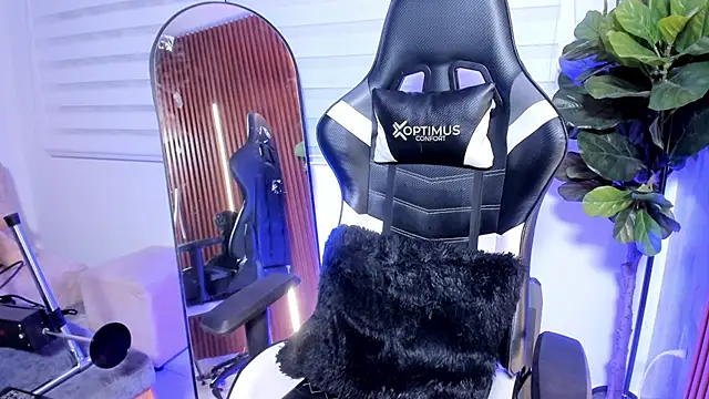 Hannah_Jensen webcam