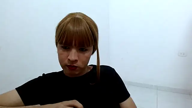 estefania224 webcam