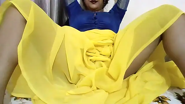 Queenhimanshi webcam