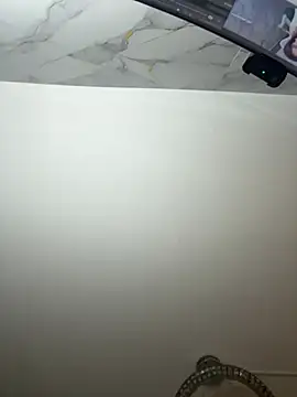 merloth_sub webcam