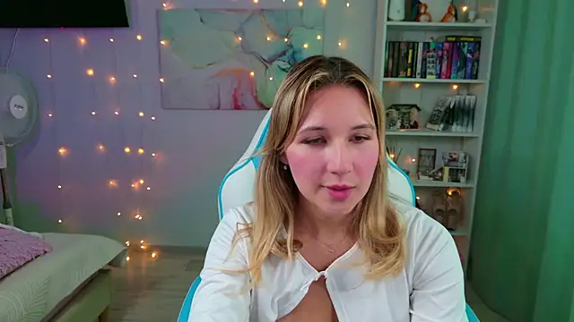 Mercedes_Robinson webcam