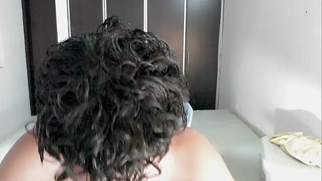 2c_Bby webcam