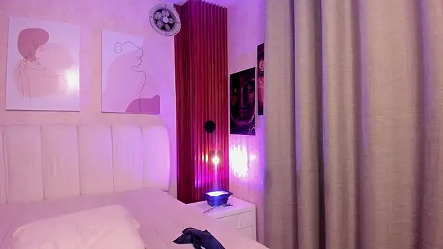Millieskinny18 webcam