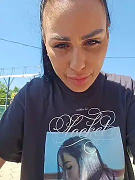 KatiaDivine webcam