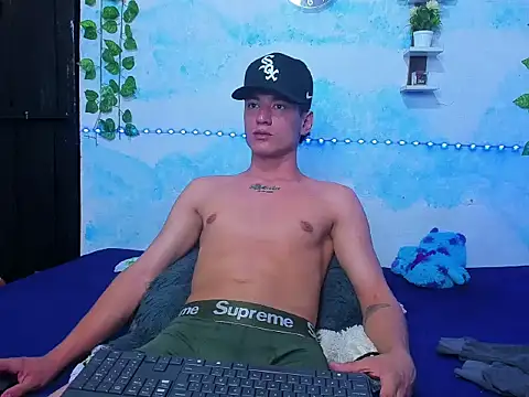 Thanos-22cm webcam
