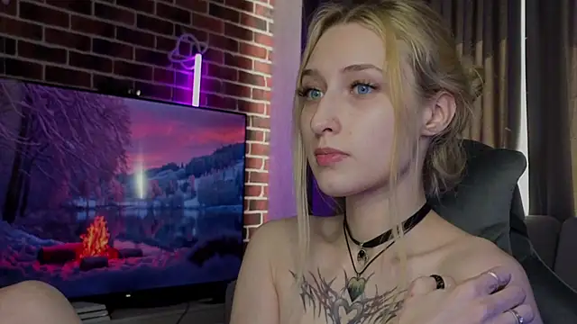 Emma_Willson webcam